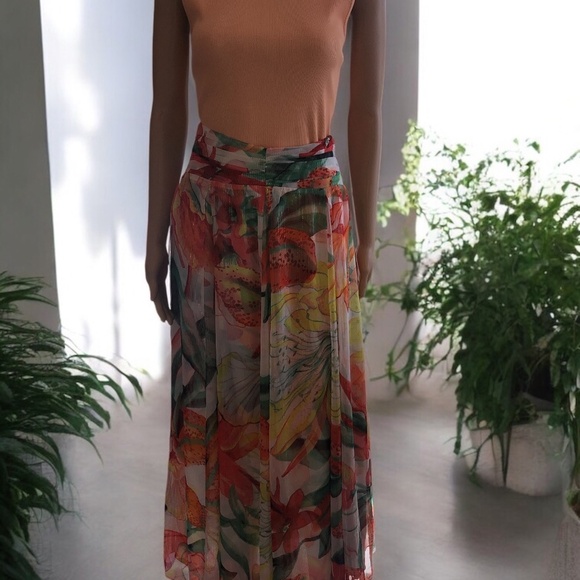 WHBM Drama Maxi Skirt - Picture 5 of 11